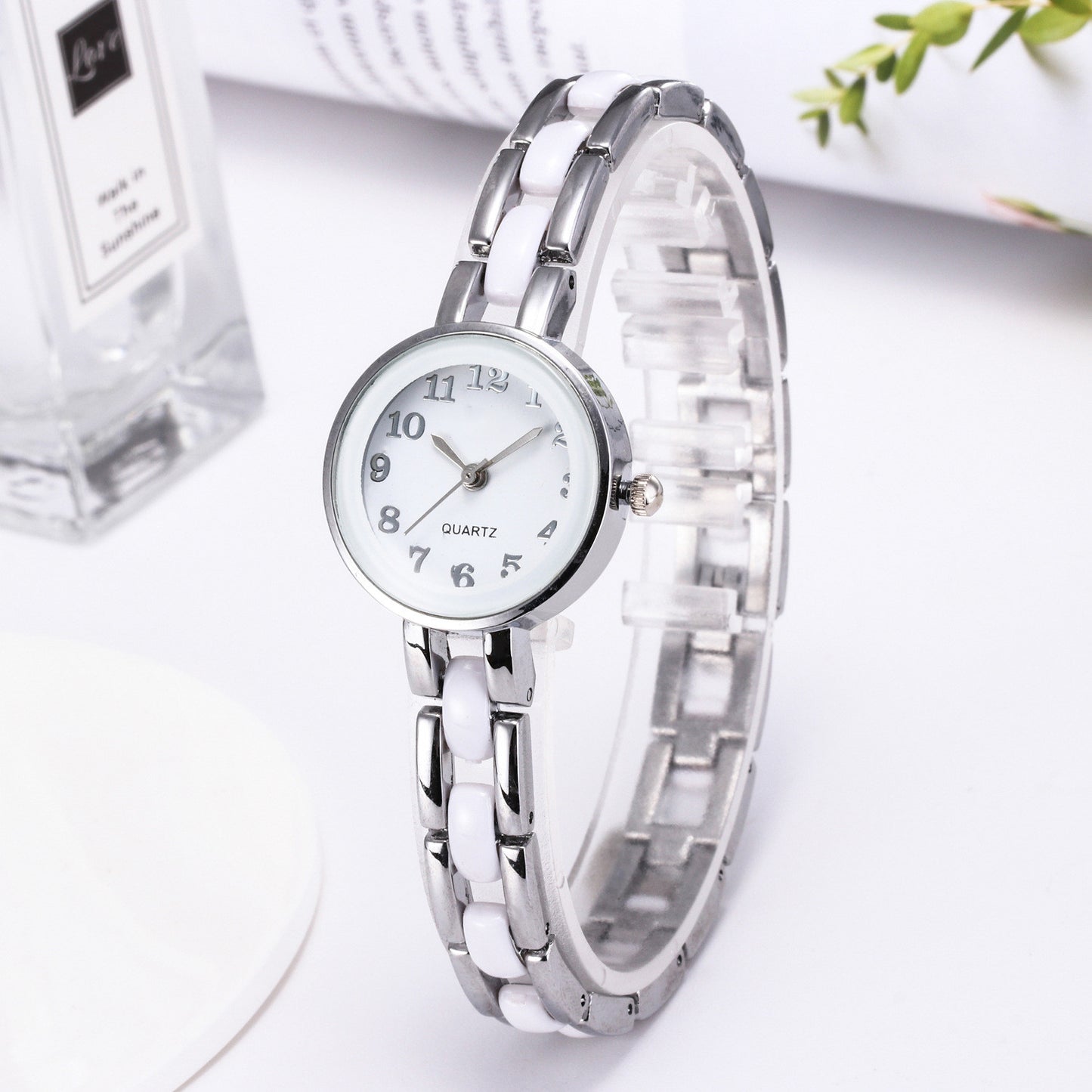 Women's Fashion Simple Diamond-set Bracelet Watch