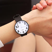 Fashion Casual Personality Couple Round Small Disc Watch